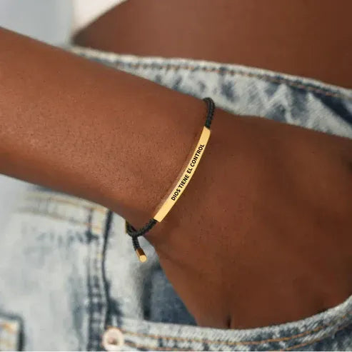 Pulsera con Mensaje de Fe “Dios Tiene el Control” – Regalo con Propósito